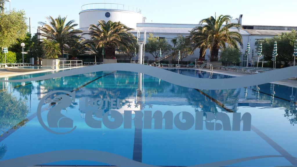 Hotel Cormoran Cattolica Exteriör bild
